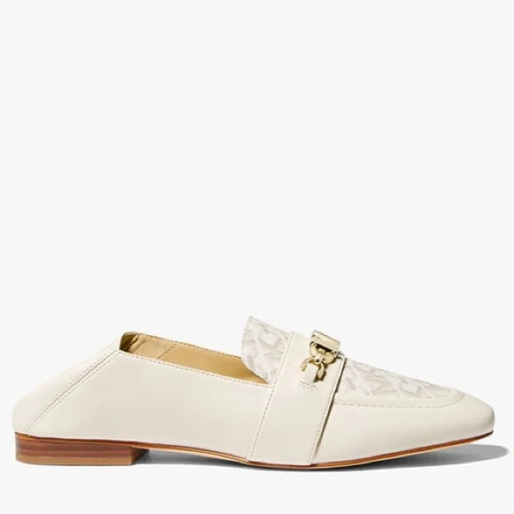 Michael Kors Tiffanie Loafers in Leather & Logo Canvas Color: Vanilla - Picture 5 of 10